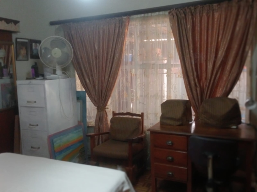 4 Bedroom Property for Sale in Generaal De Wet Free State